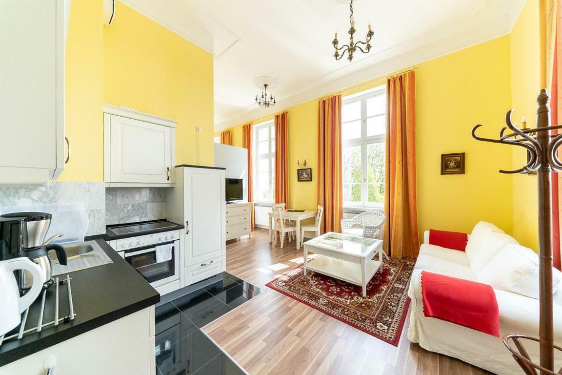 Gutshaus Gross Helle Lägenhet Mölln Exteriör bild