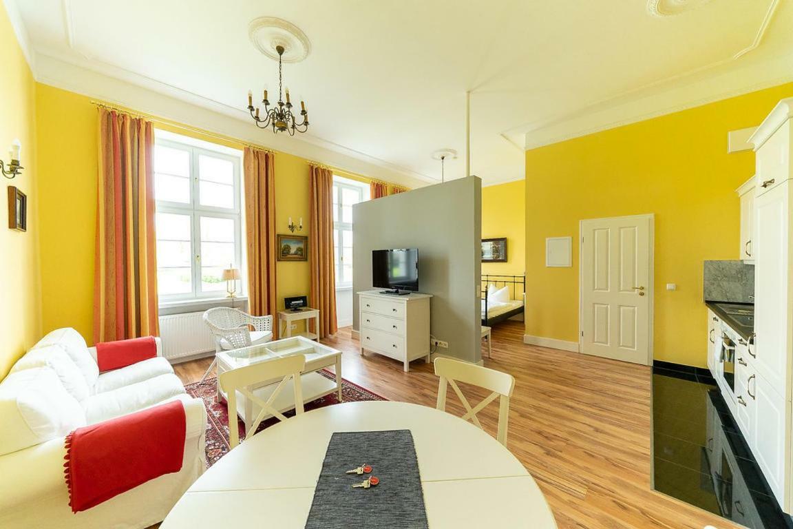 Gutshaus Gross Helle Lägenhet Mölln Exteriör bild